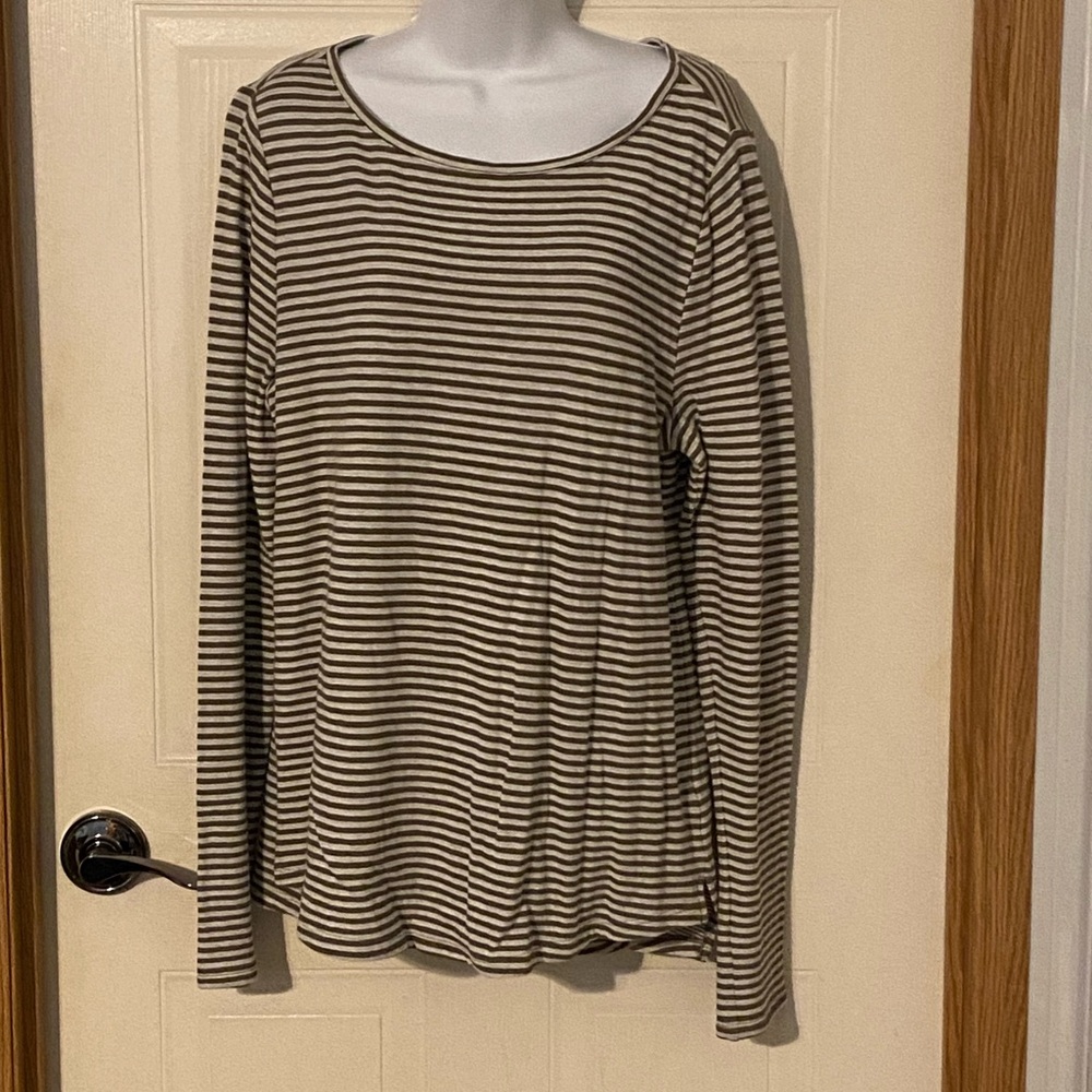 Lauren Ralph Lauren gray striped top size large